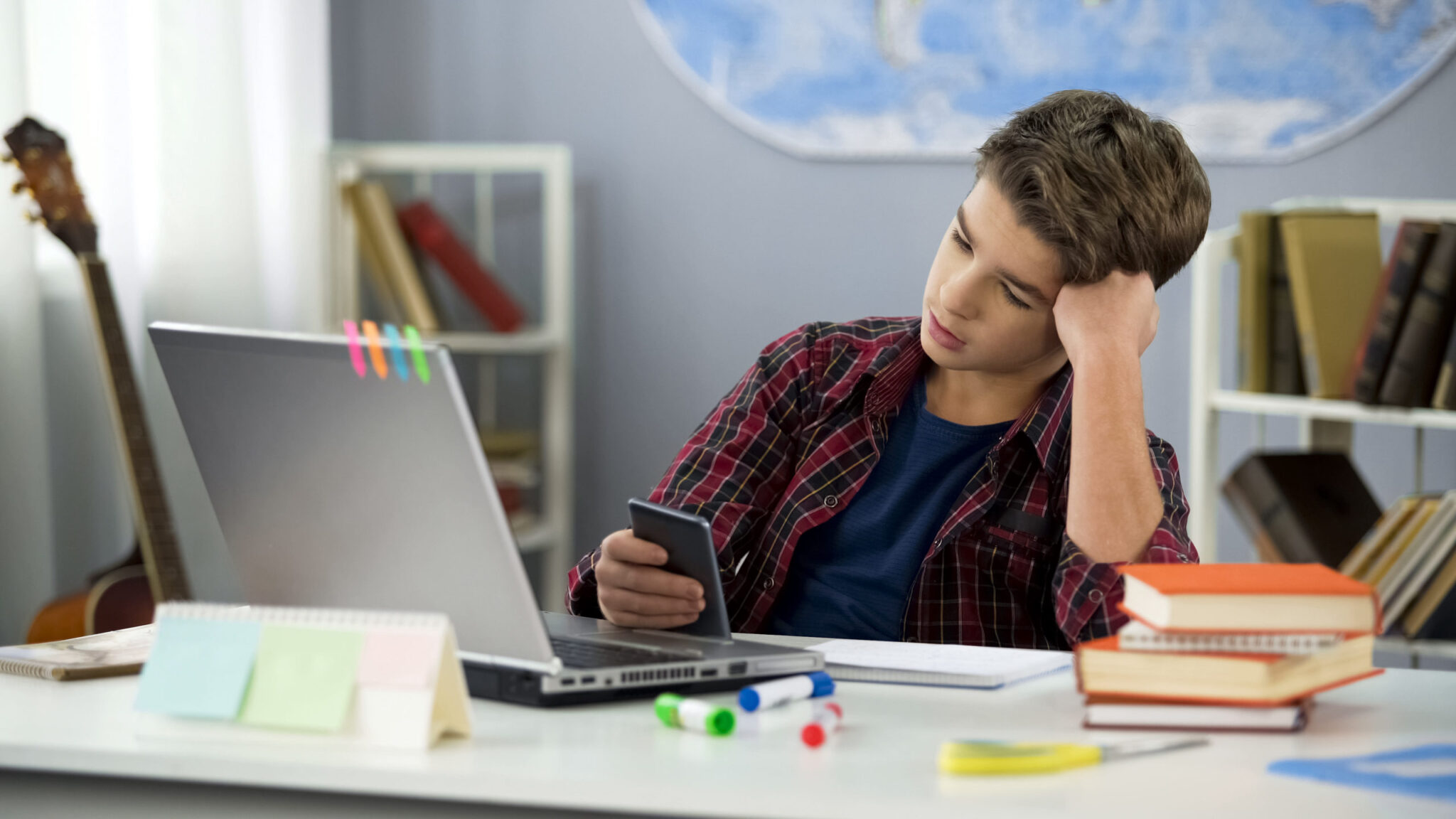 Microcredentials vs Traditional Degrees: What Students Should Know